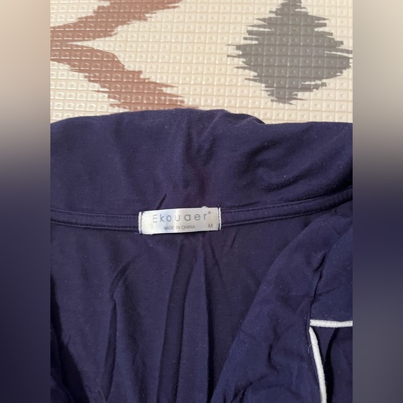 TWO Sleep Shirt Lot/ Bundle Amazon Exoauer - Picture 5 of 8